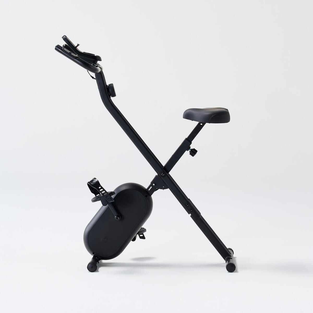 Test du vélo d'appartement Decathlon X-Bike 100 V2